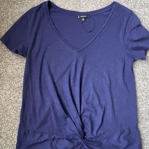 Maette by Stella & Dot twist hem t-shirt